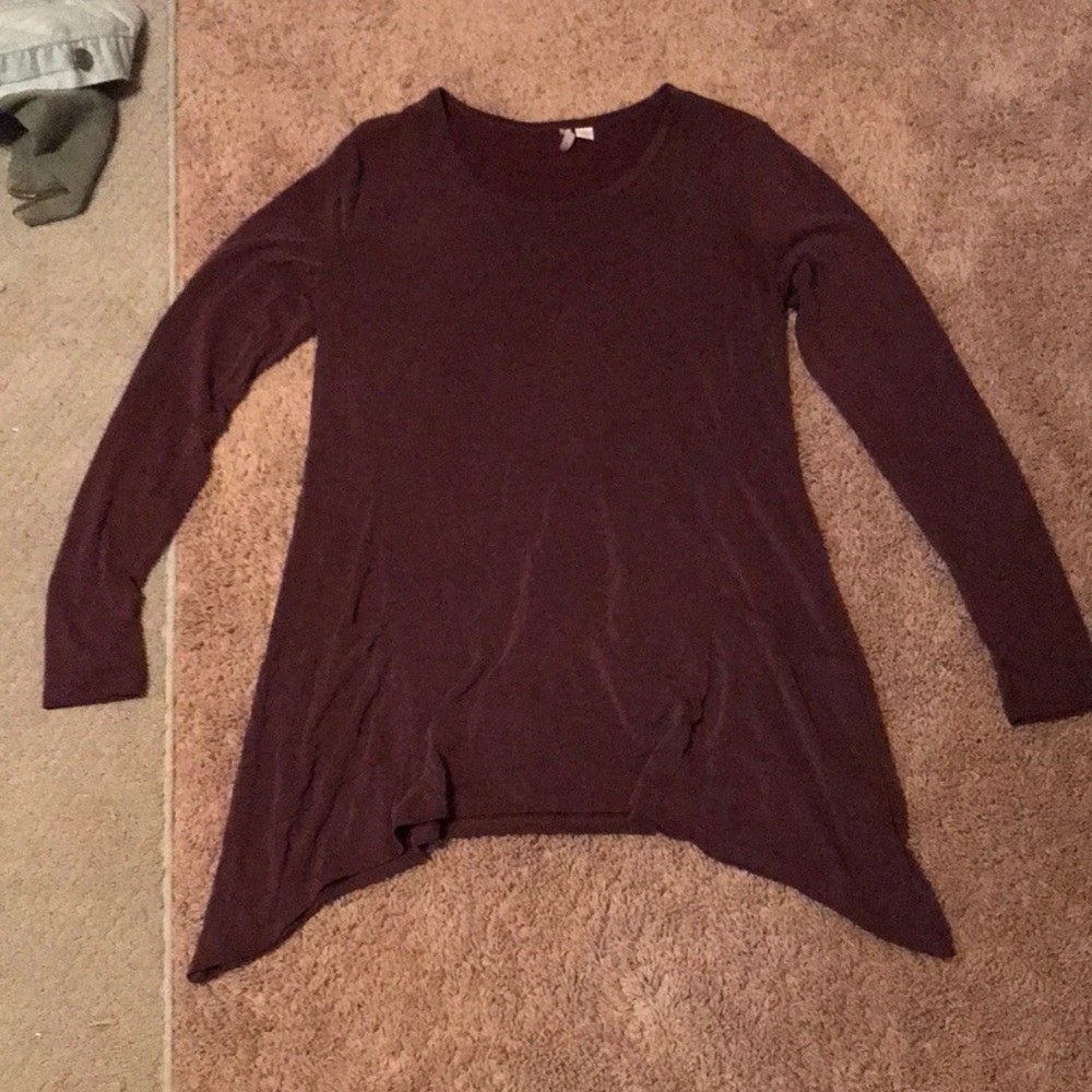 Burgundy tunic with pockets